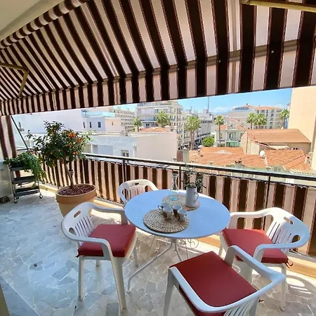 Appartement 3 Pieces Au Coeur D Antibes